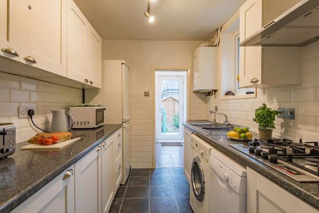 Honeysuckle Cottage Whitstable Esterno foto